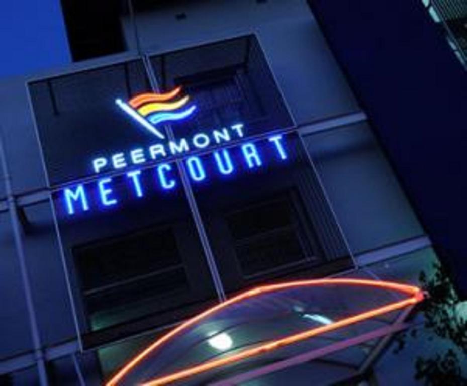 Peermont Metcourt Hotel Francistown Exteriör bild